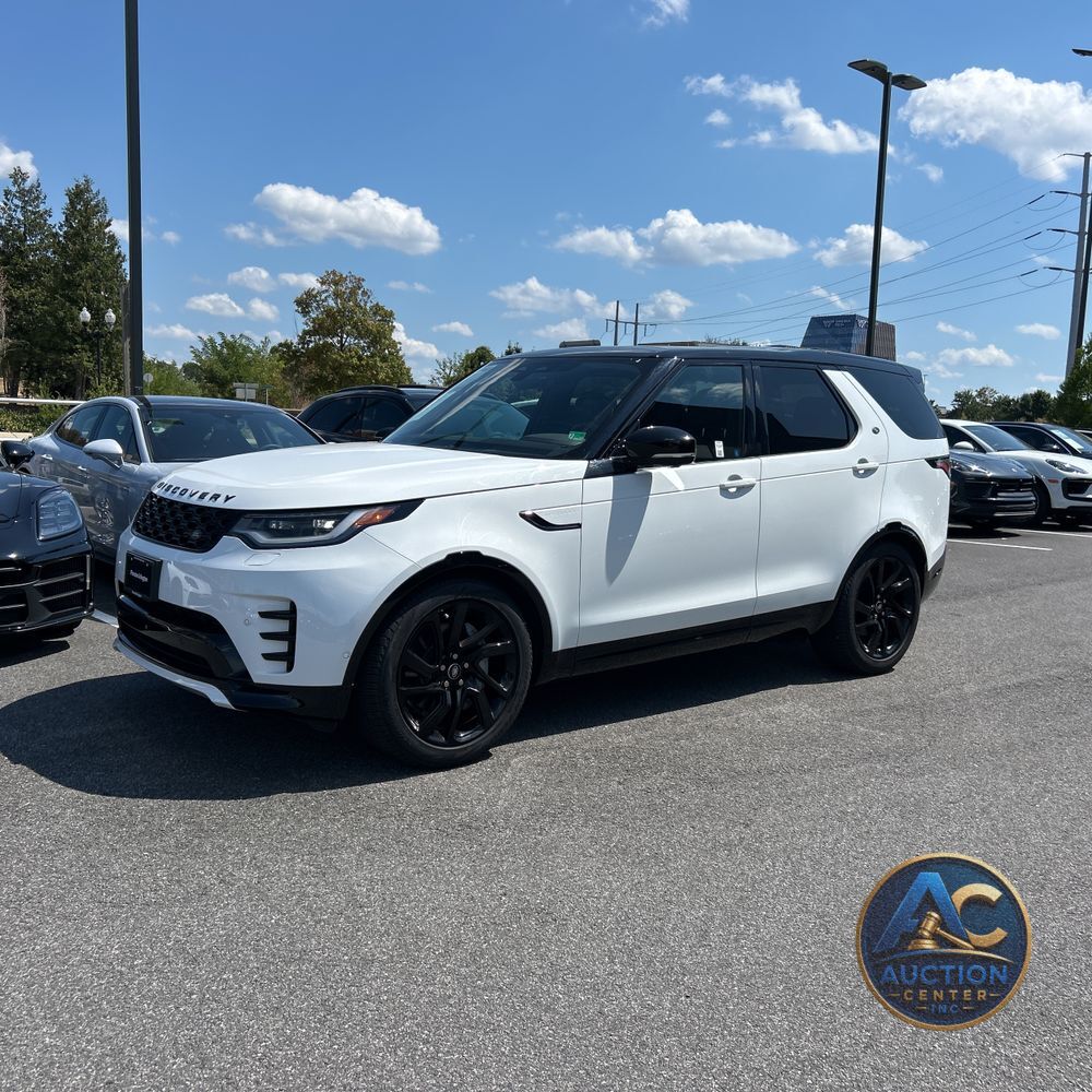 2024 Land Rover Discovery Dynamic SE P300