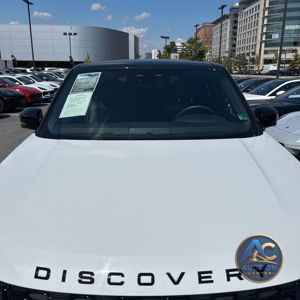 2024 Land Rover Discovery Dynamic SE P300