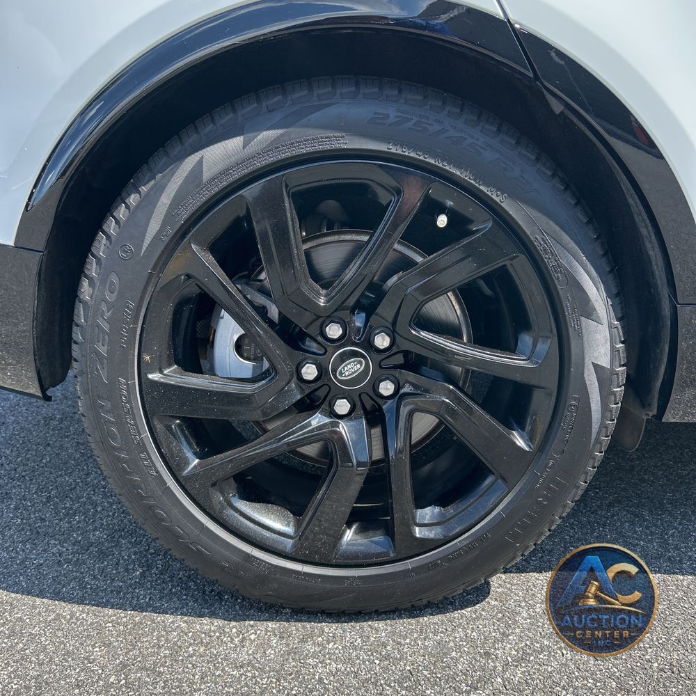 2024 Land Rover Discovery Dynamic SE P300