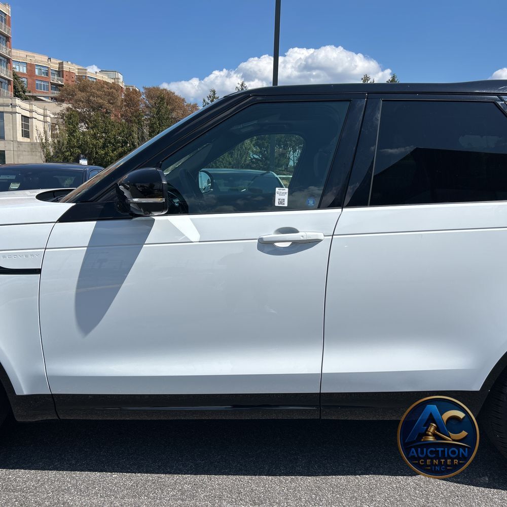2024 Land Rover Discovery Dynamic SE P300