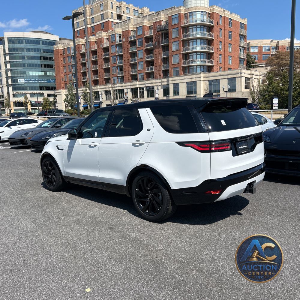 2024 Land Rover Discovery Dynamic SE P300