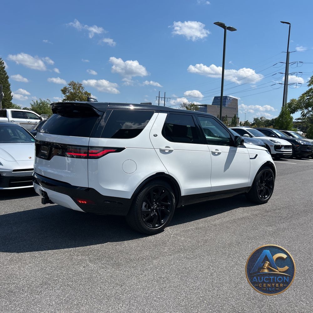 2024 Land Rover Discovery Dynamic SE P300