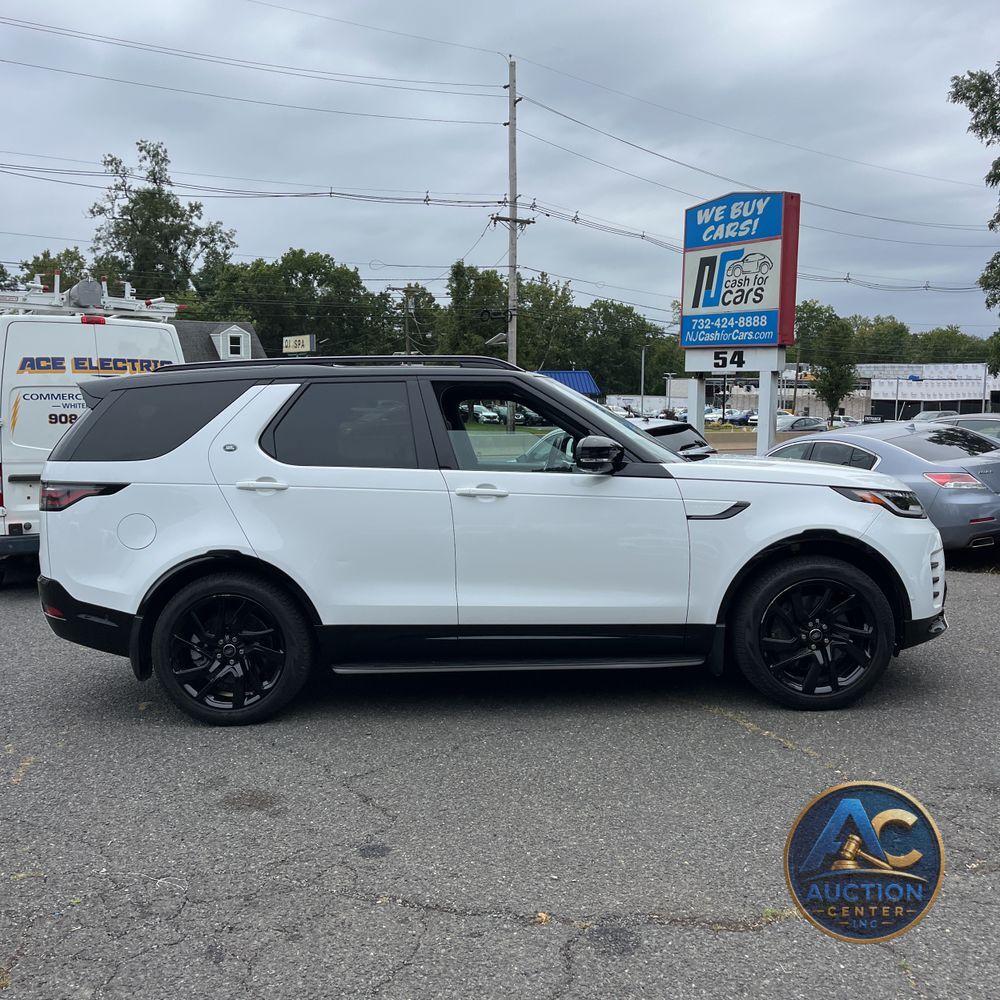 2024 Land Rover Discovery Dynamic SE P360