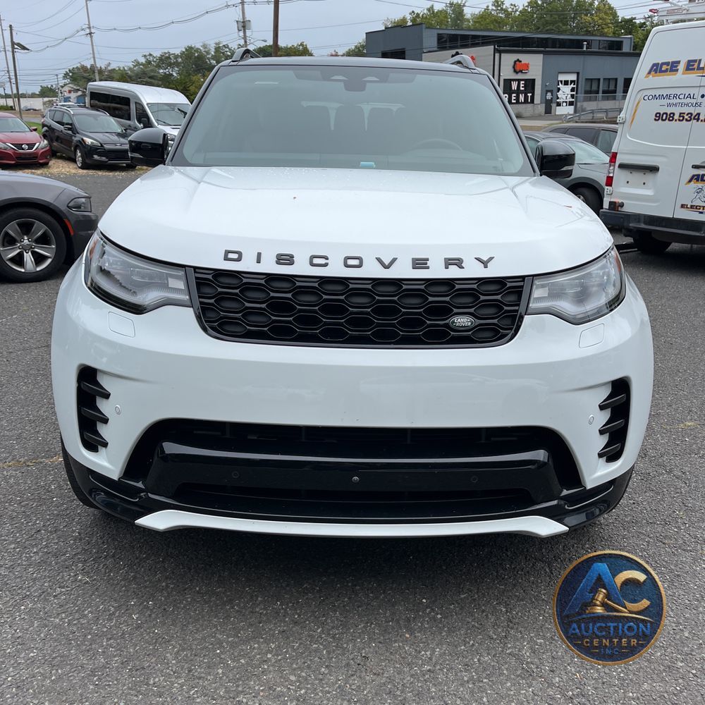 2024 Land Rover Discovery Dynamic SE P360