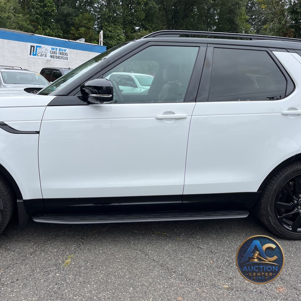 2024 Land Rover Discovery Dynamic SE P360