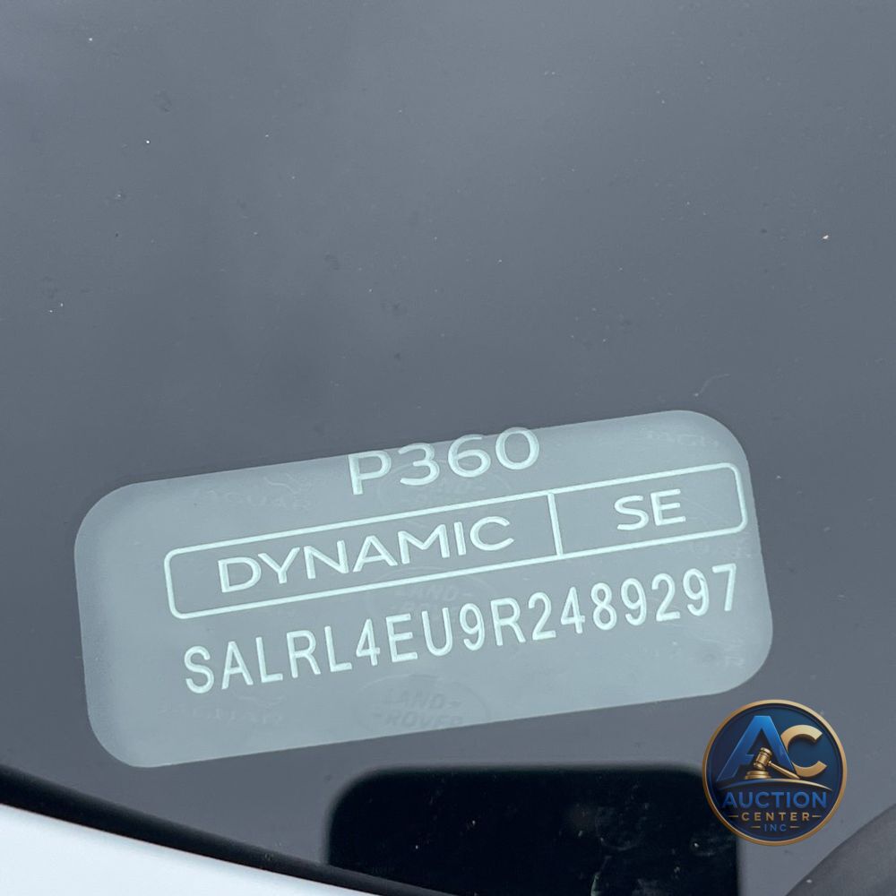 2024 Land Rover Discovery Dynamic SE P360
