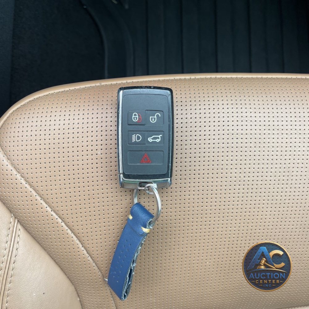 2024 Land Rover Discovery Dynamic SE P360