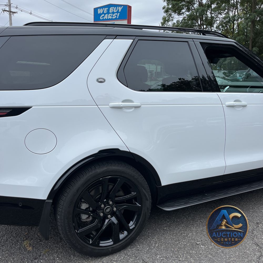2024 Land Rover Discovery Dynamic SE P360