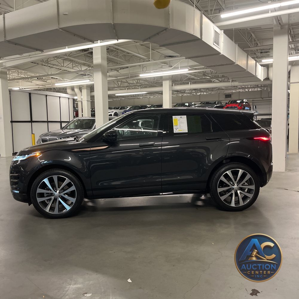 2025 Land Rover Range Rover Evoque Dynamic SE P250