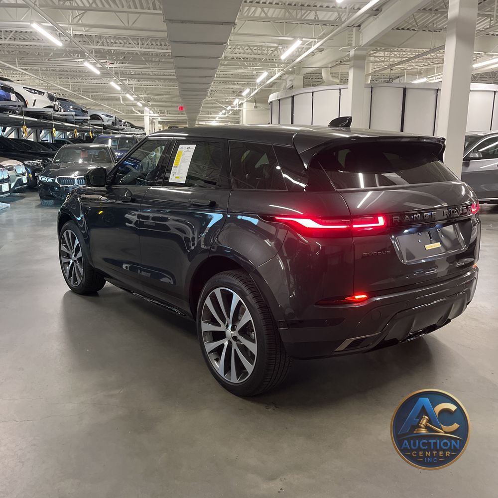 2025 Land Rover Range Rover Evoque Dynamic SE P250