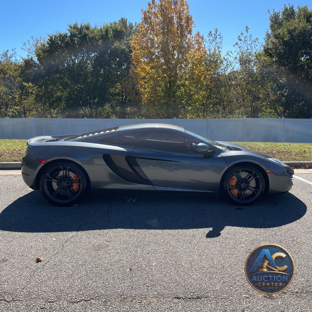 2012 McLaren MP4-12C