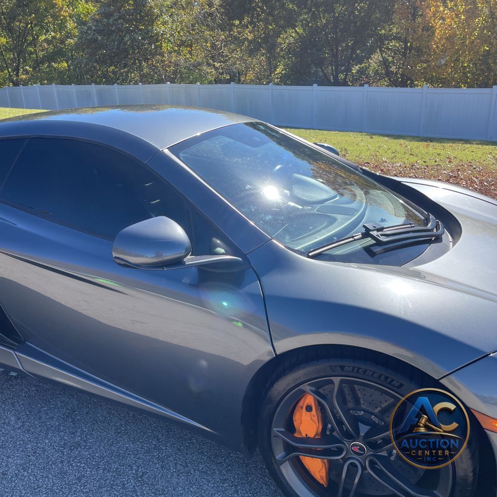 2012 McLaren MP4-12C