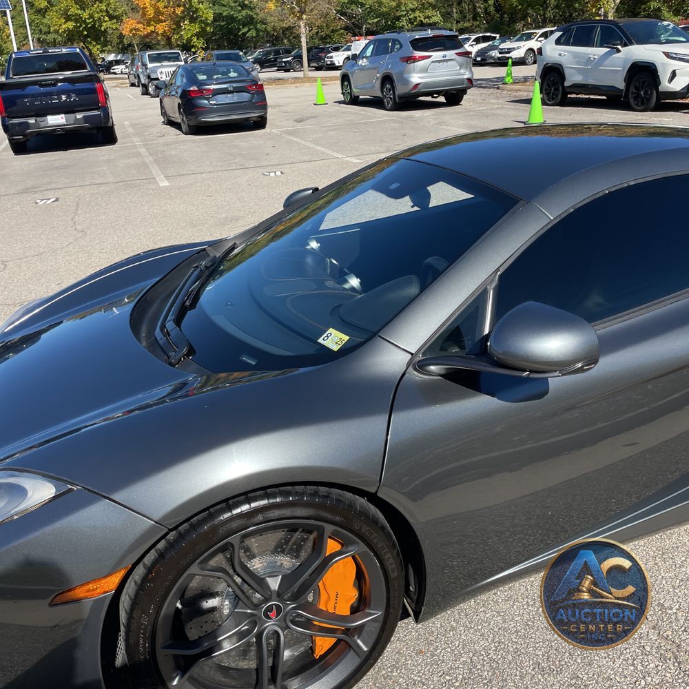2012 McLaren MP4-12C