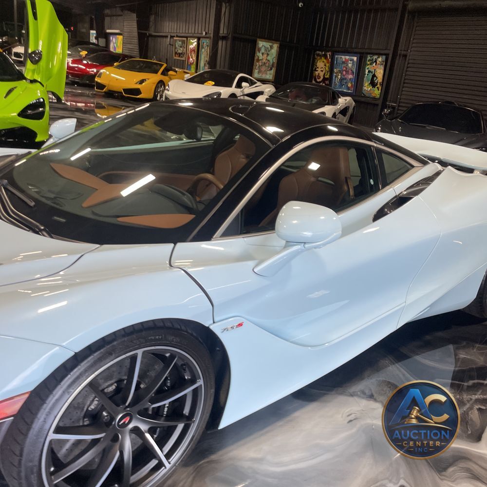 2018 McLaren 720S Base