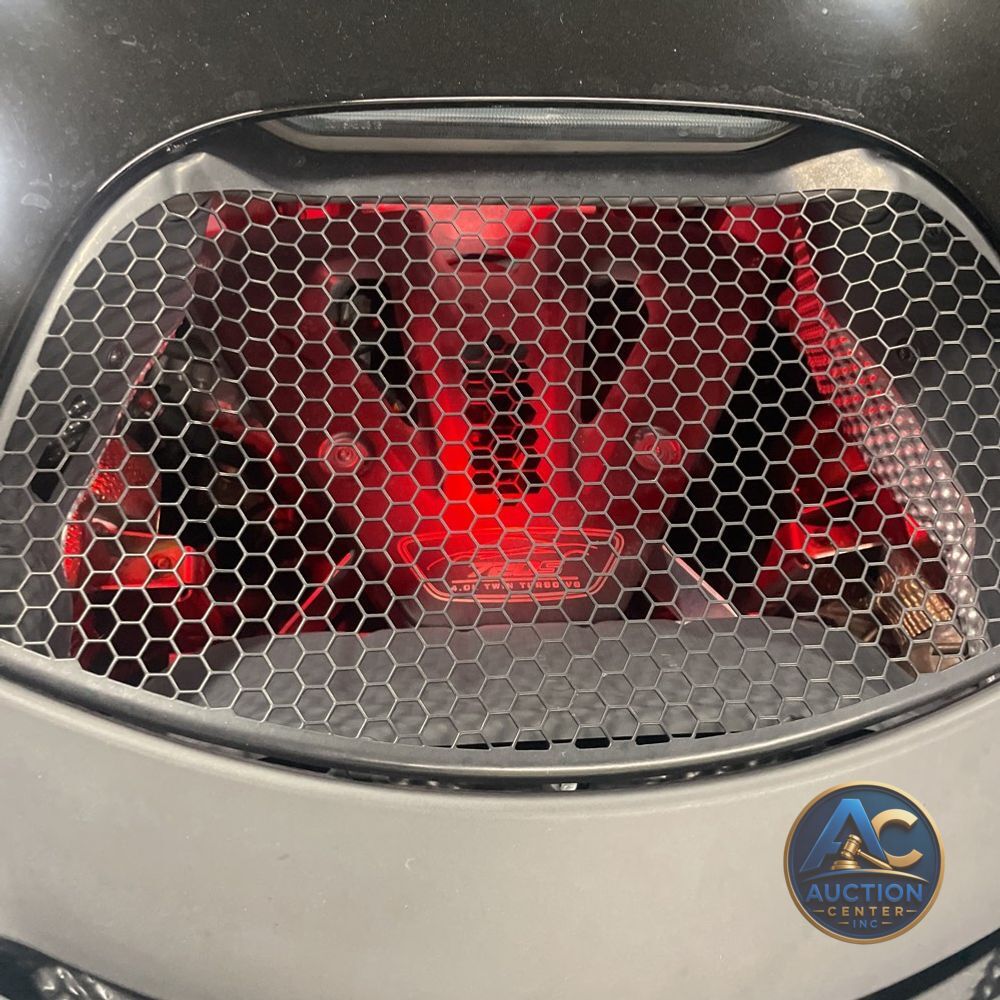 2018 McLaren 720S Base