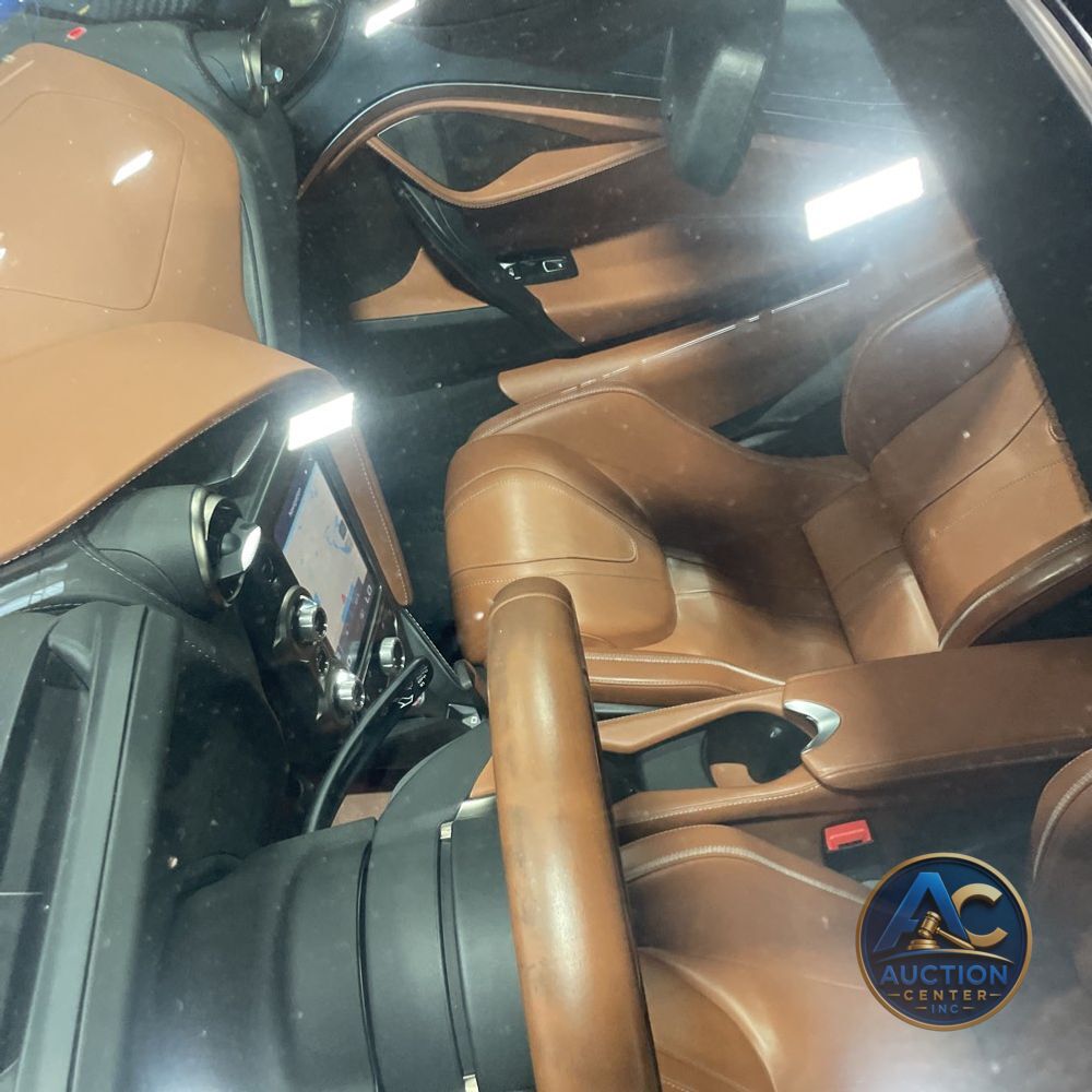 2018 McLaren 720S Base