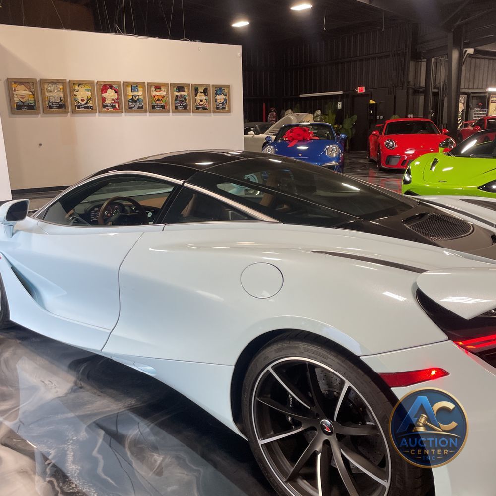 2018 McLaren 720S Base