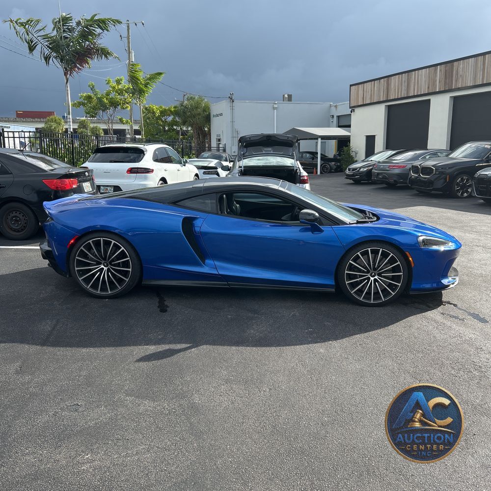 2021 McLaren GT  2D Coupe