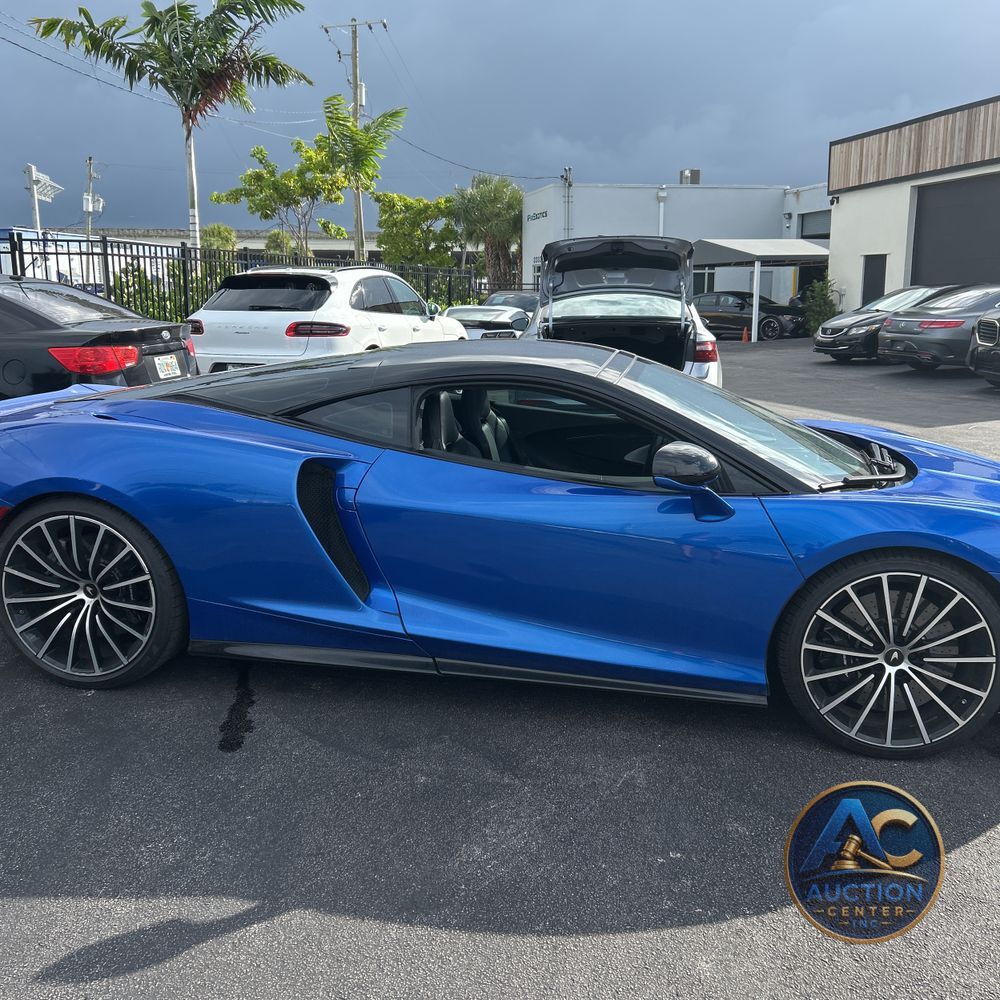 2021 McLaren GT  2D Coupe