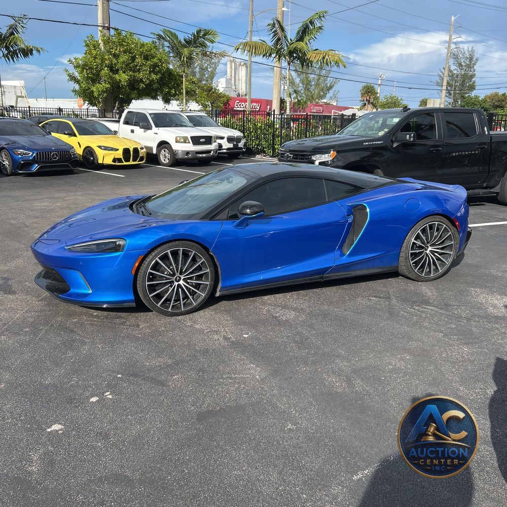 2021 McLaren GT  2D Coupe