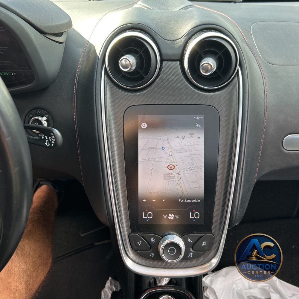 2021 McLaren GT  2D Coupe