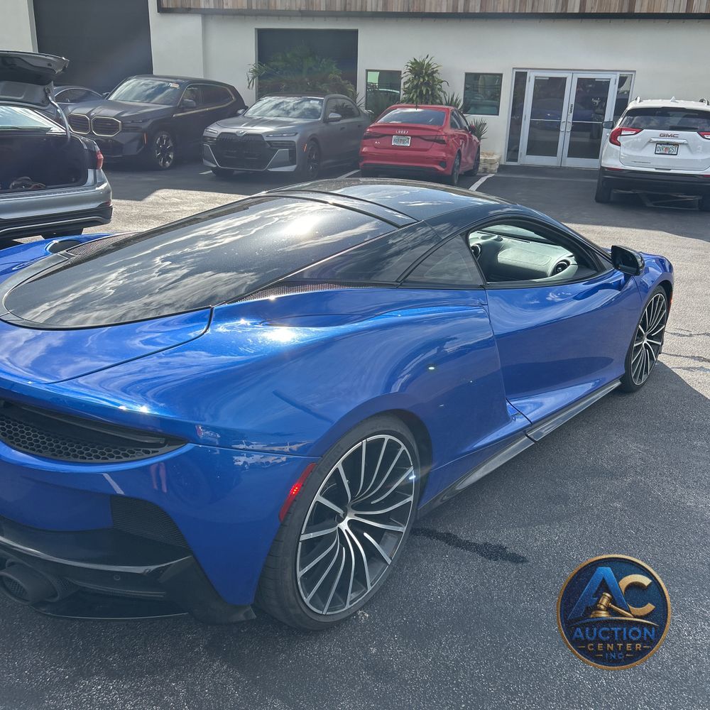 2021 McLaren GT  2D Coupe