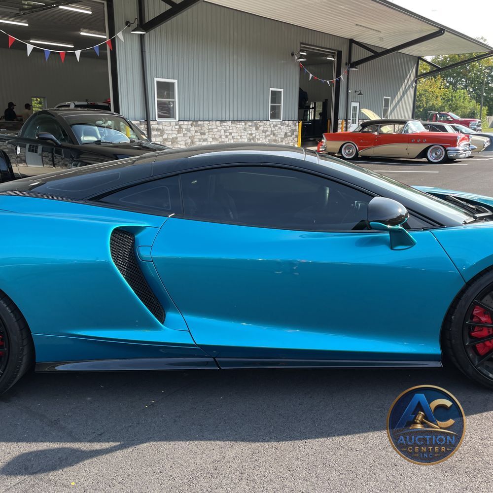2023 McLaren GT Base