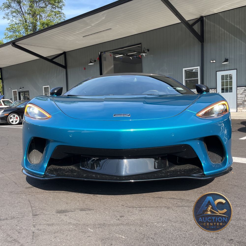 2023 McLaren GT Base