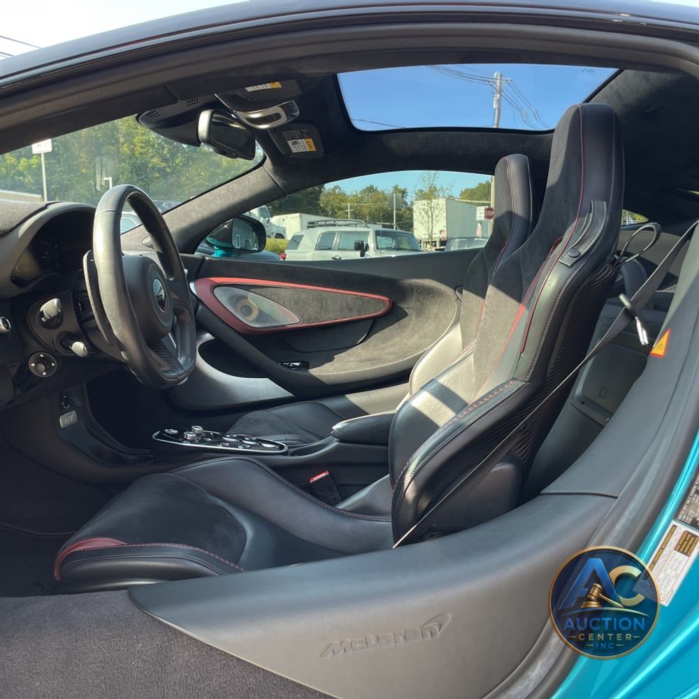 2023 McLaren GT Base
