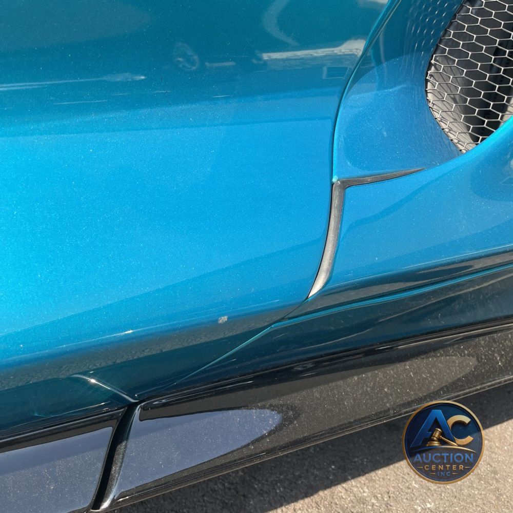 2023 McLaren GT Base