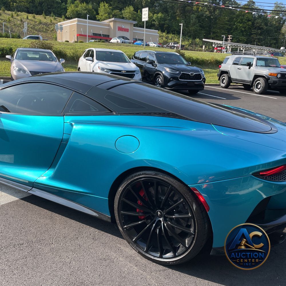 2023 McLaren GT Base