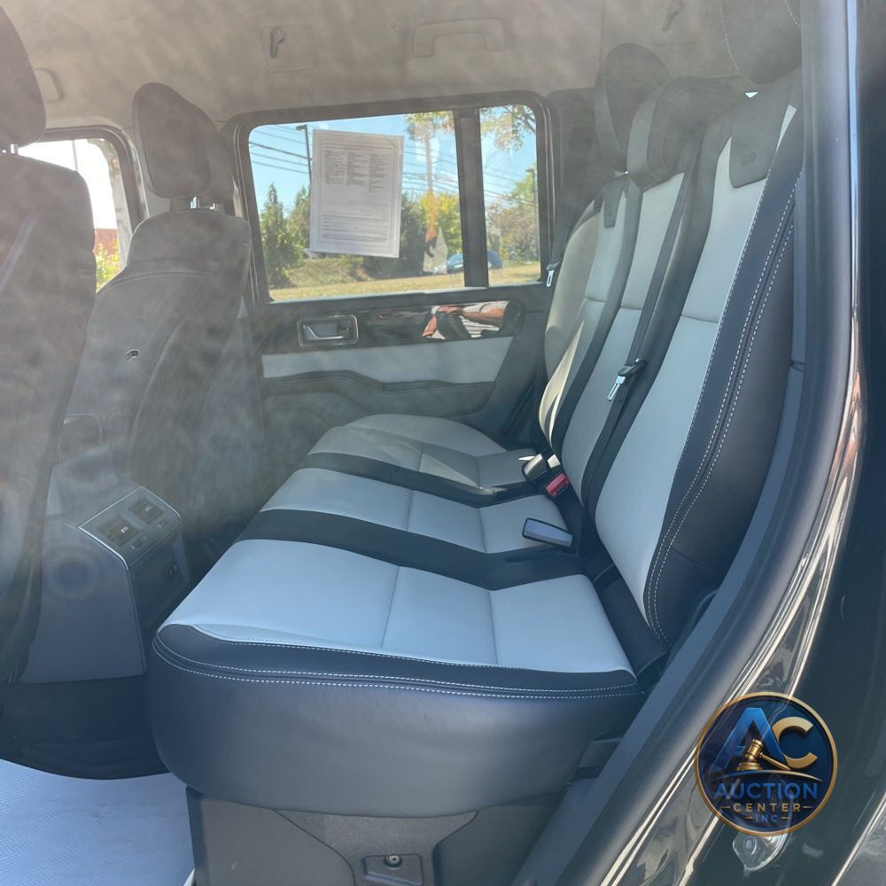 2024 INEOS Grenadier Base 4D SUV
