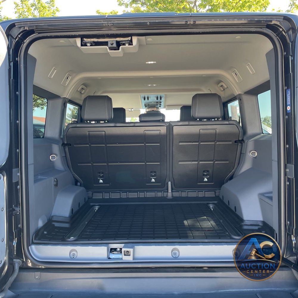 2024 INEOS Grenadier Base 4D SUV