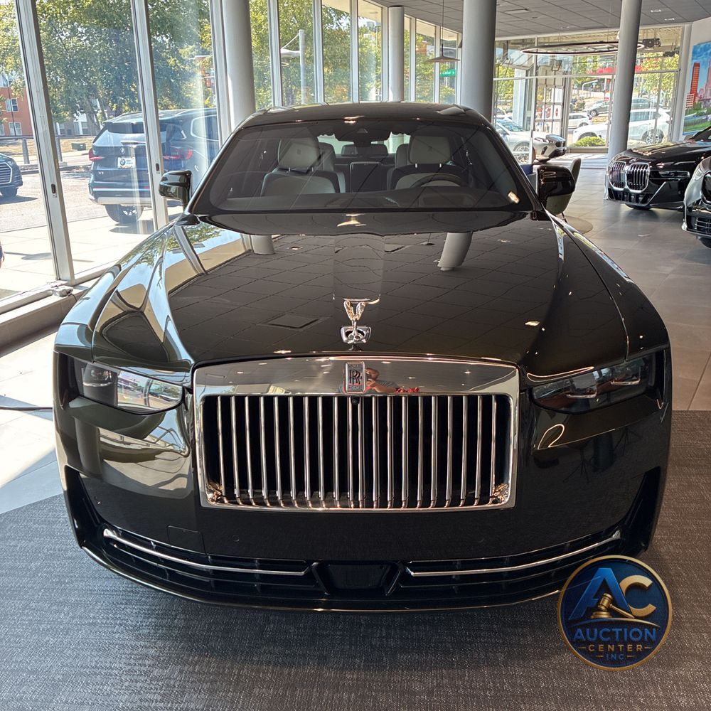 2025 Rolls-Royce Ghost
