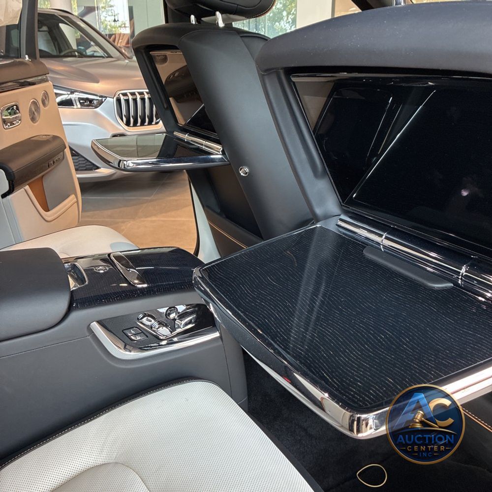 2025 Rolls-Royce Ghost