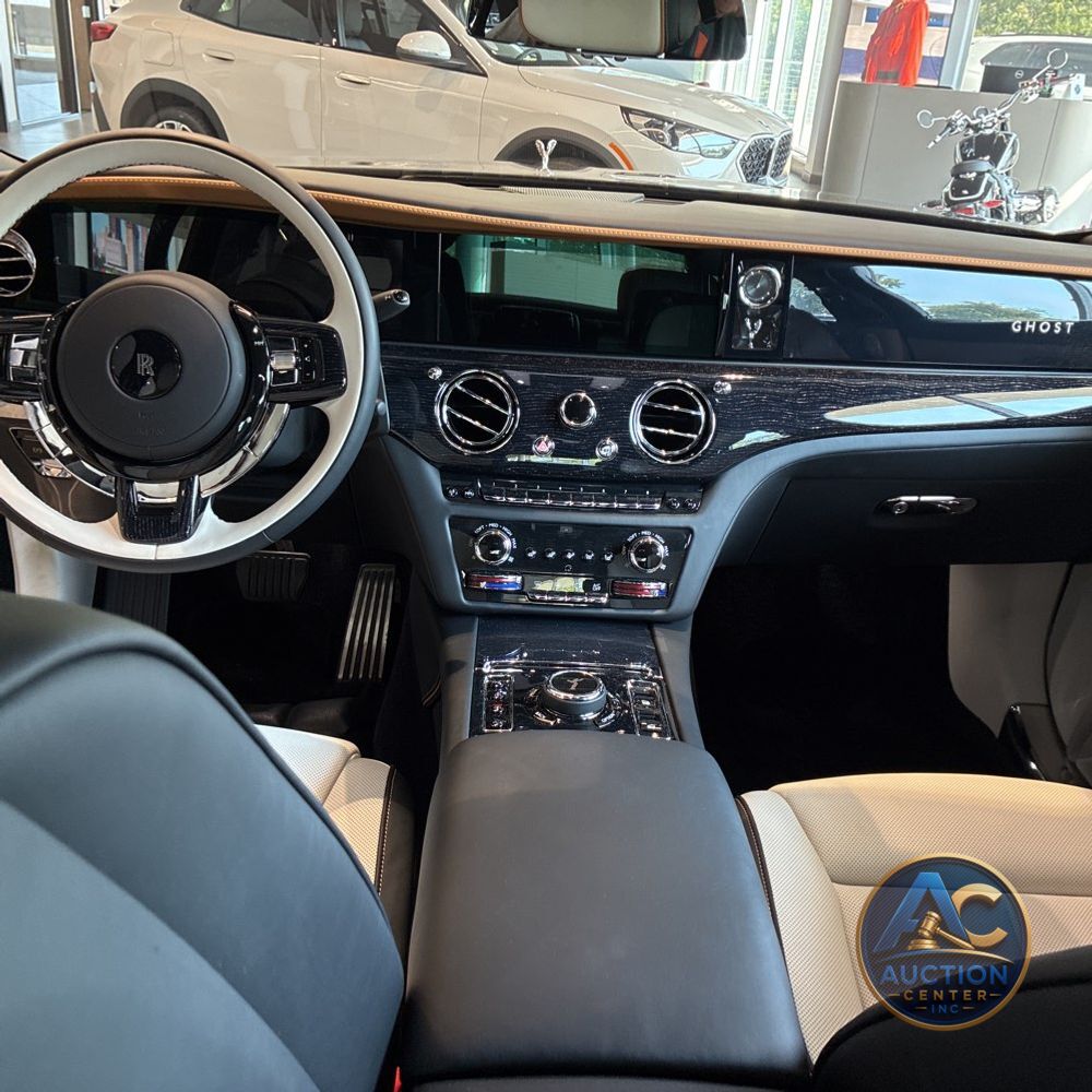 2025 Rolls-Royce Ghost