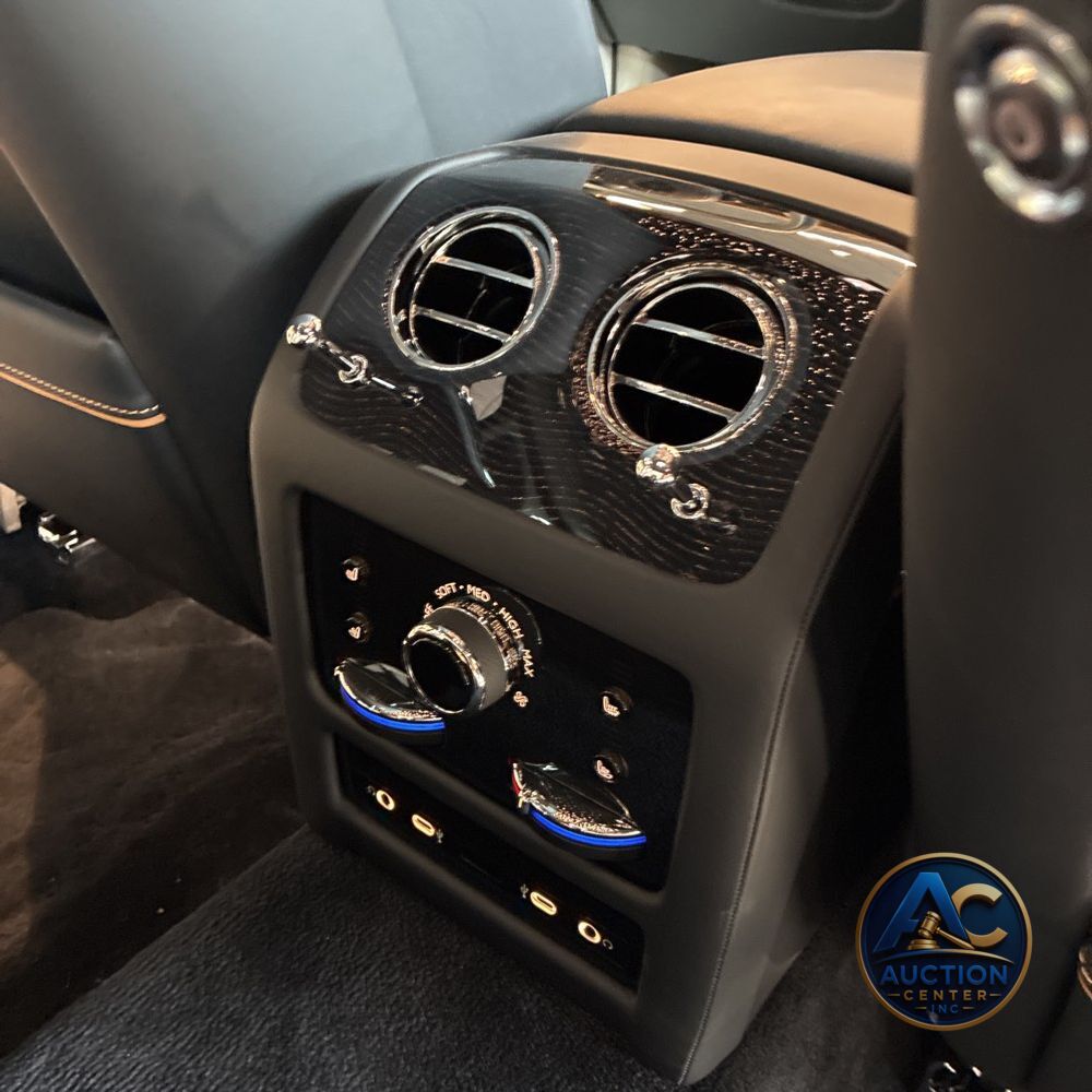 2025 Rolls-Royce Ghost