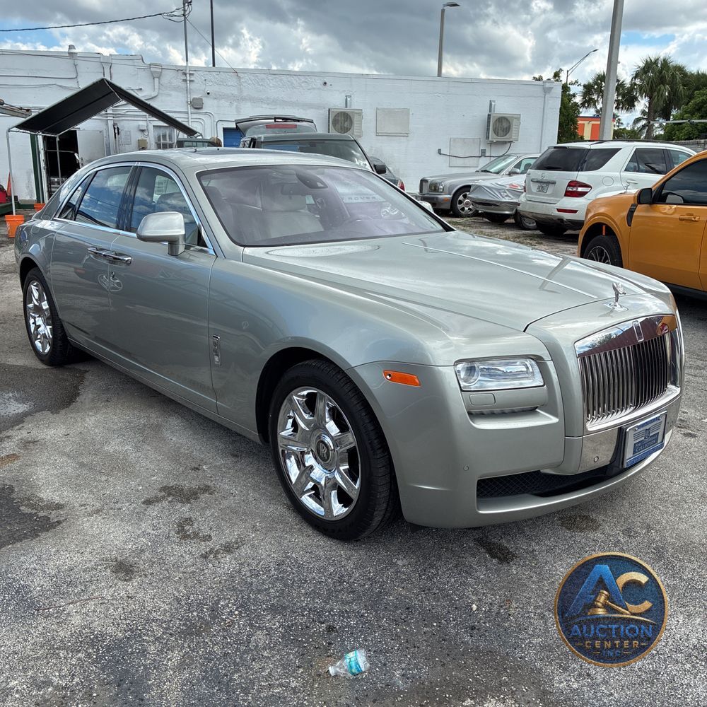2012 Rolls Royce Ghost Base