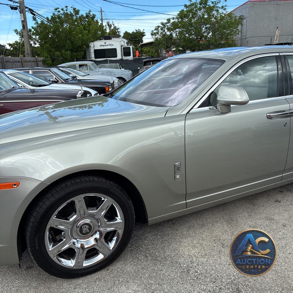 2012 Rolls Royce Ghost Base