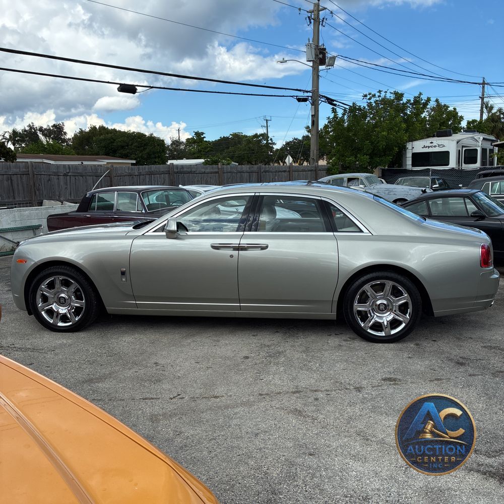 2012 Rolls Royce Ghost Base