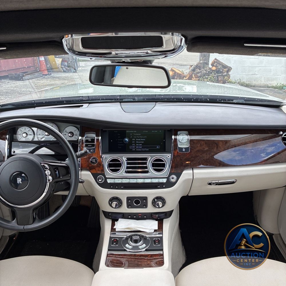 2012 Rolls Royce Ghost Base