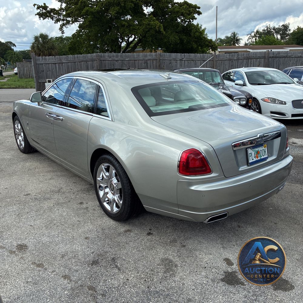 2012 Rolls Royce Ghost Base