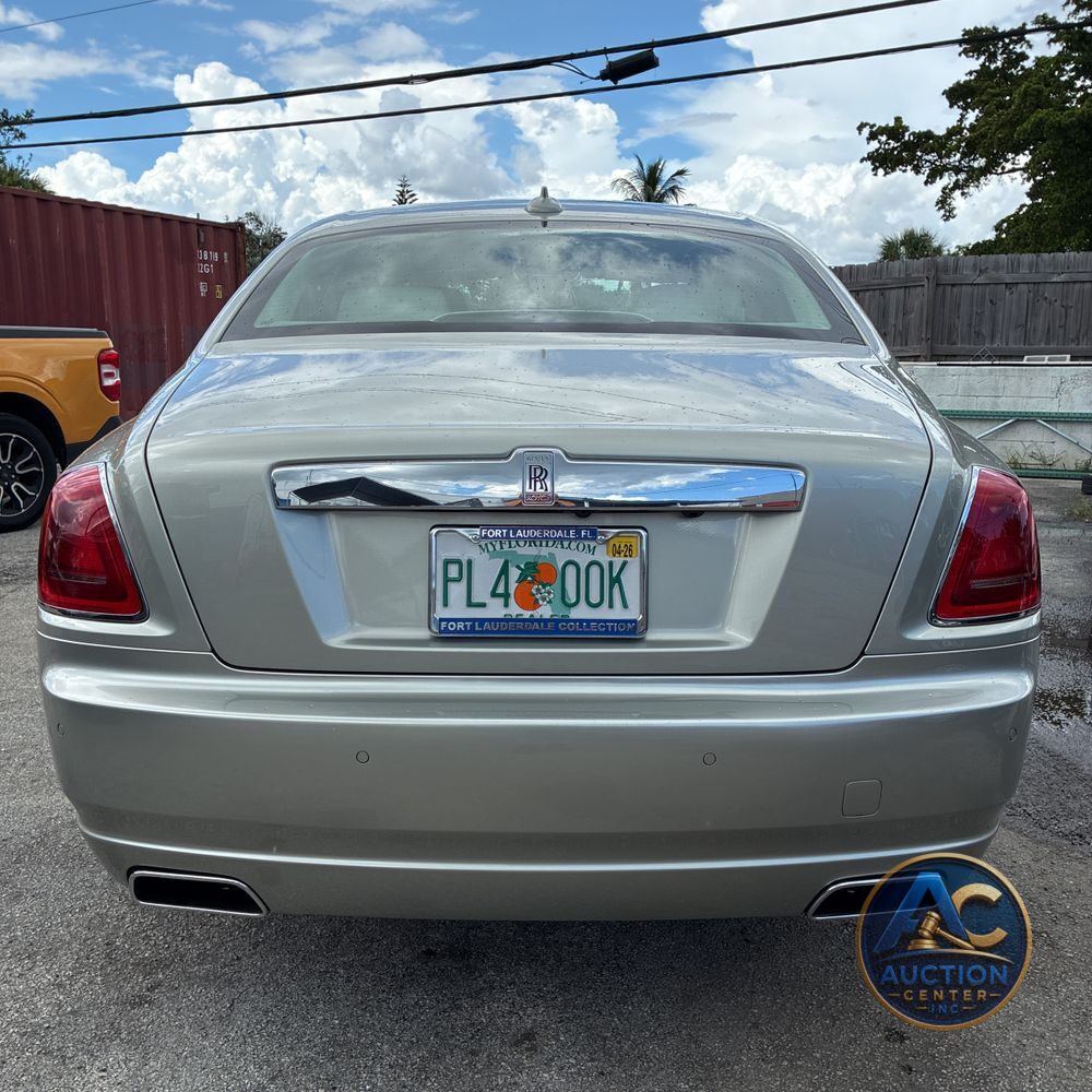 2012 Rolls Royce Ghost Base