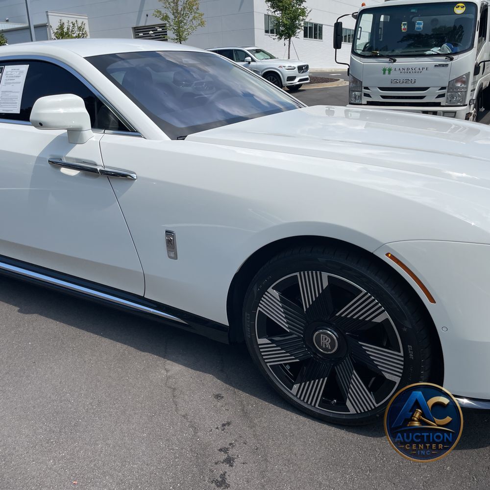 2024 Rolls-Royce Spectre Base