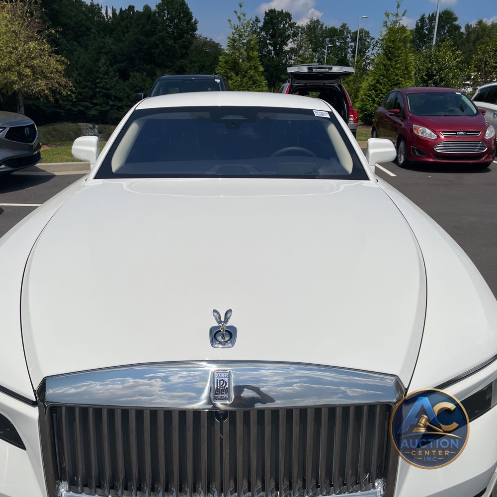 2024 Rolls-Royce Spectre Base