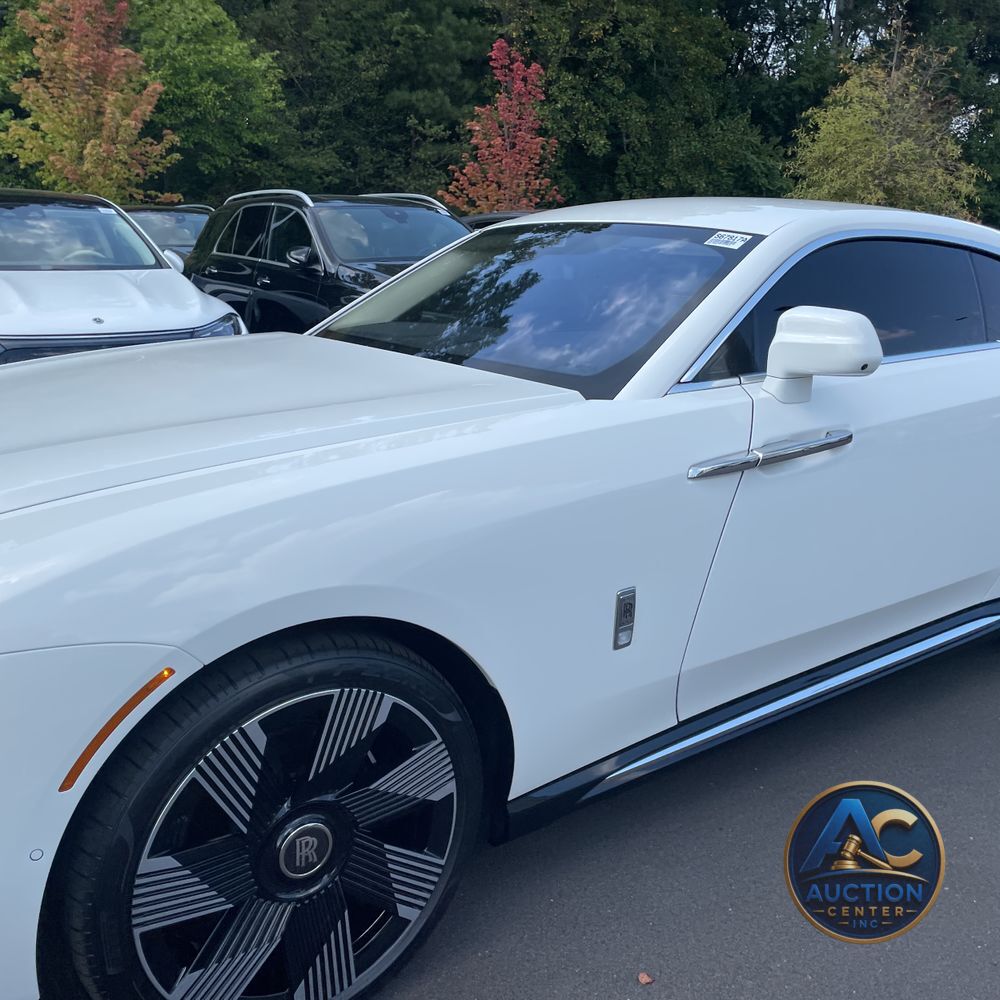 2024 Rolls-Royce Spectre Base