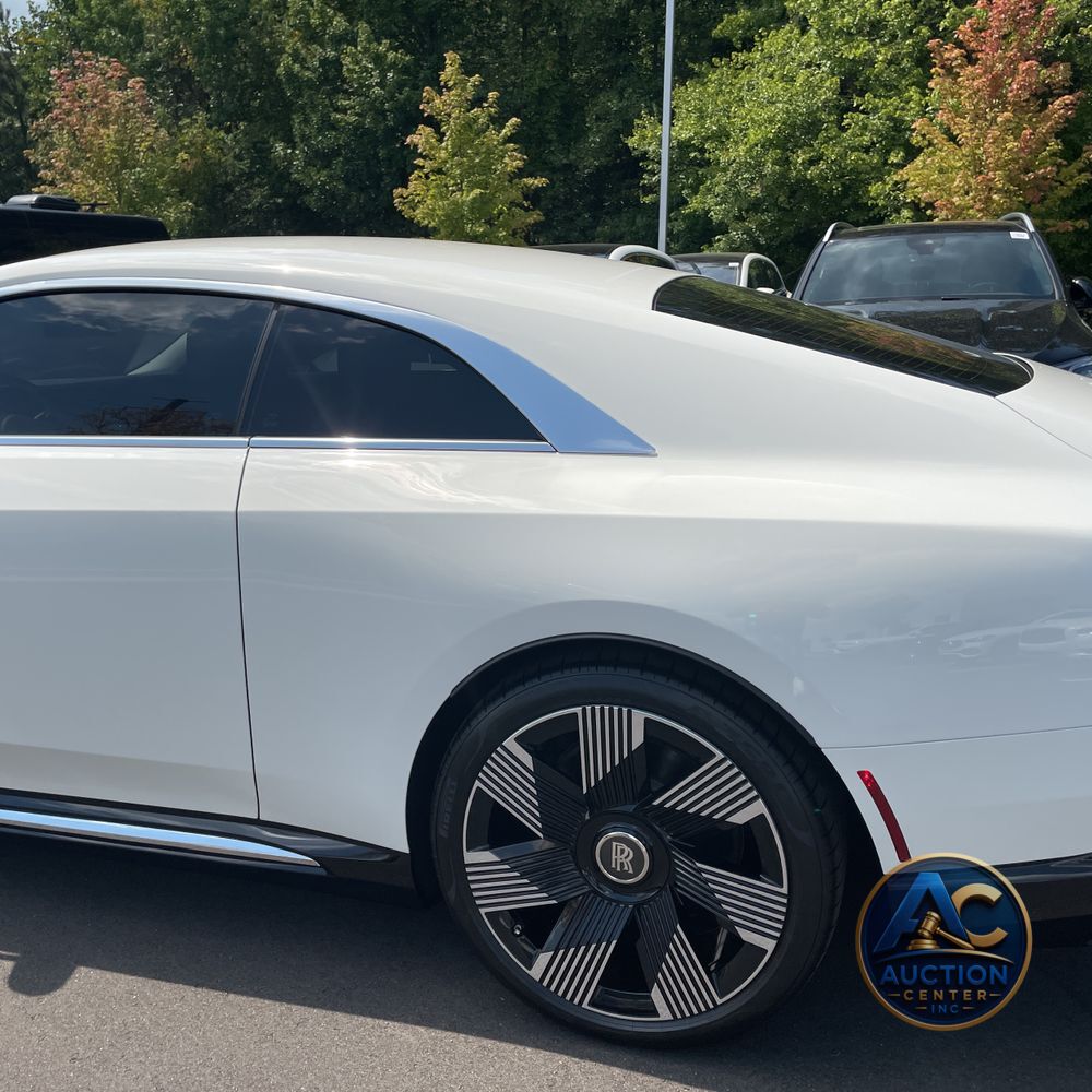 2024 Rolls-Royce Spectre Base