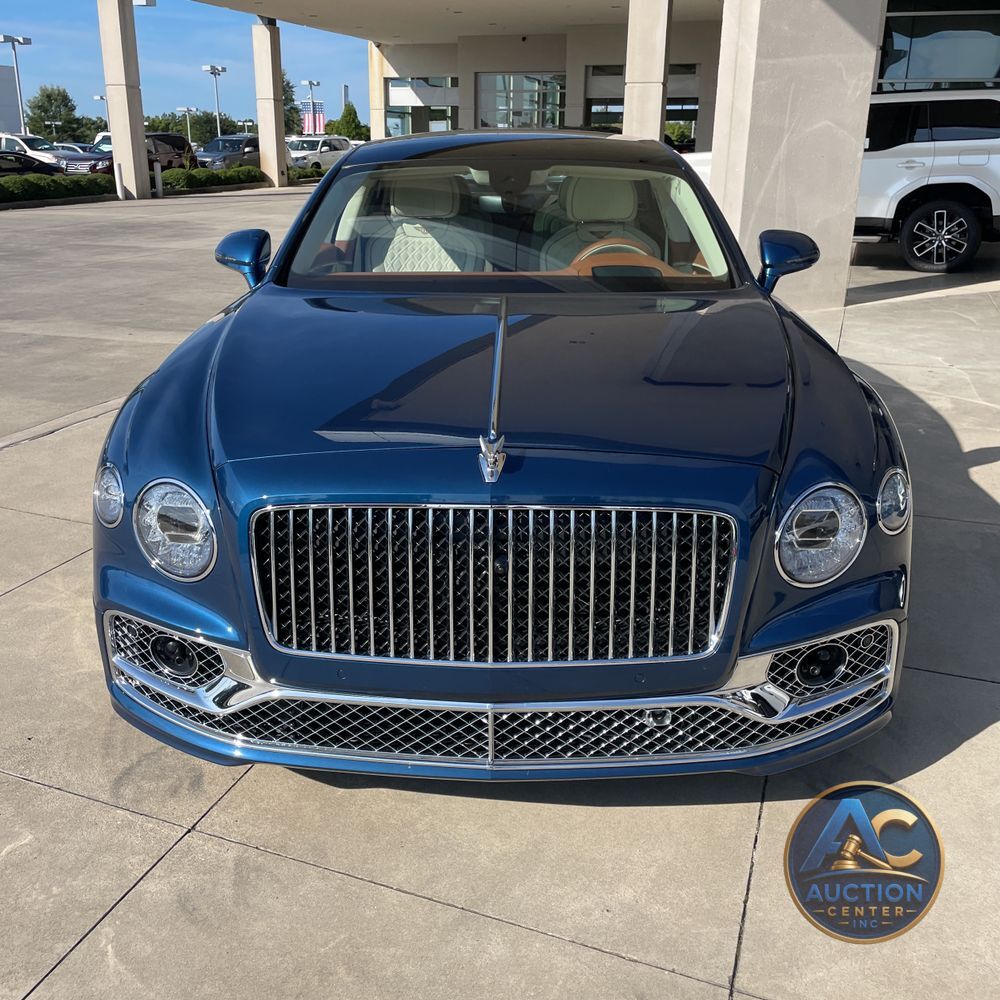2022 Bentley Flying Spur Base