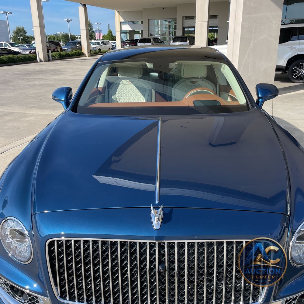 2022 Bentley Flying Spur Base