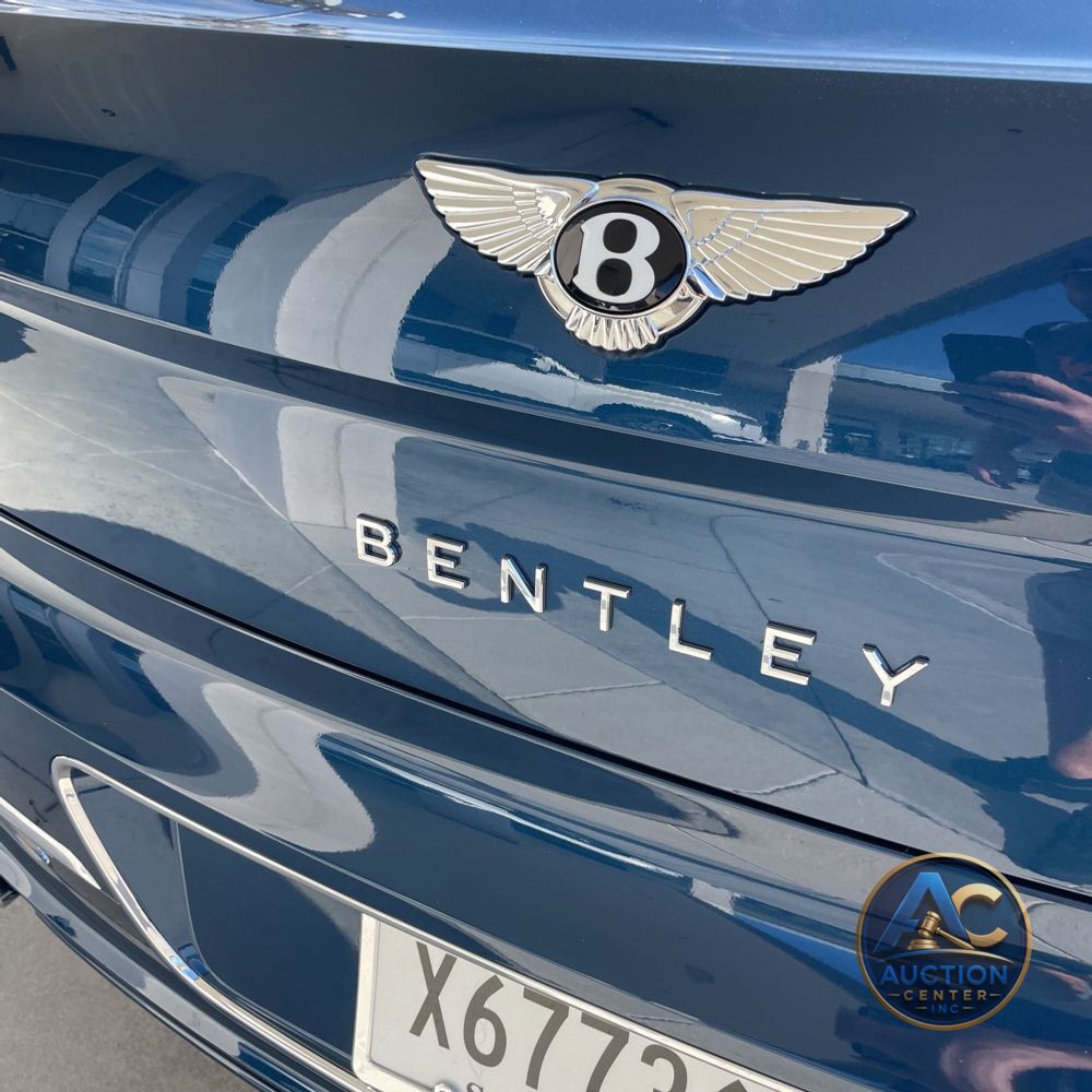 2022 Bentley Flying Spur Base